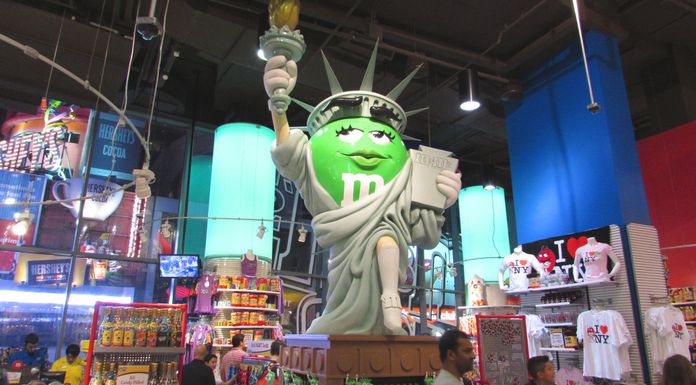 Candy and chocolate Statue of Liberty M&M's