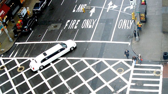 Airport transfers / limousines