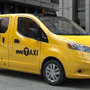New York welcomes new Nissan taxis