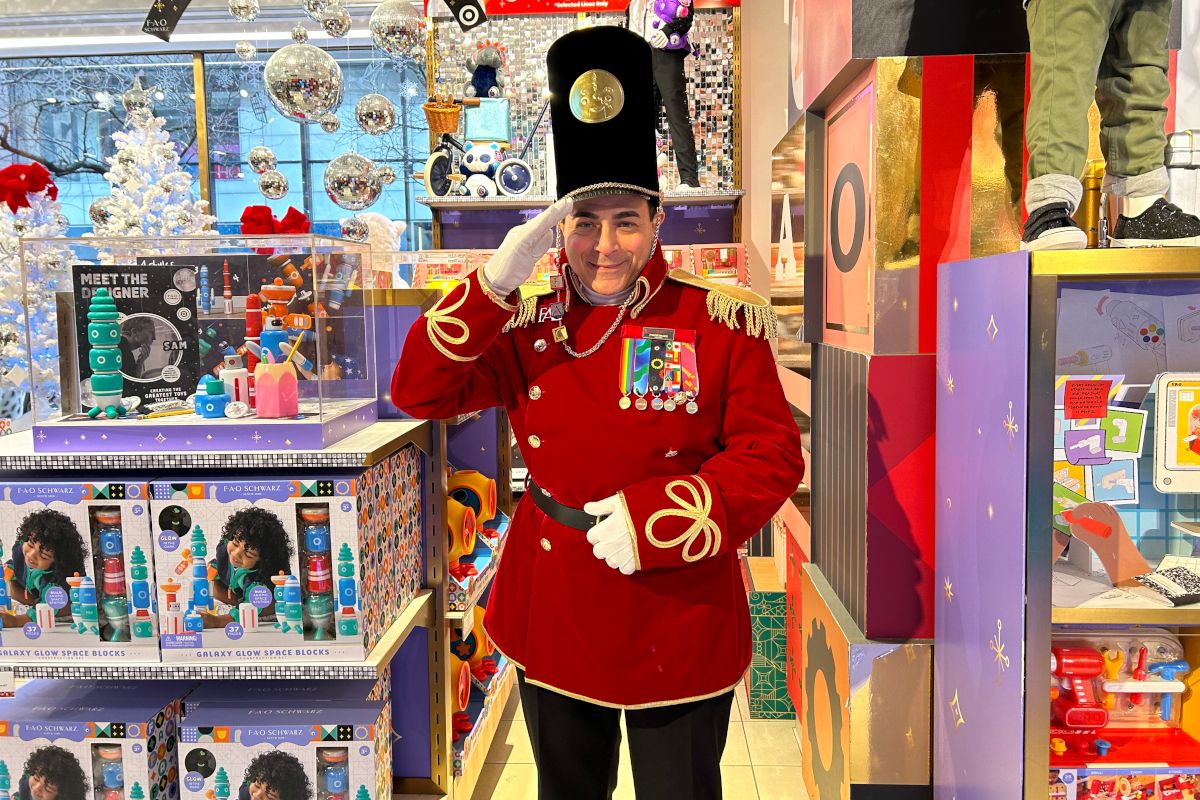 Employee dressed as a soldier in the Fao Schwartz store in New York