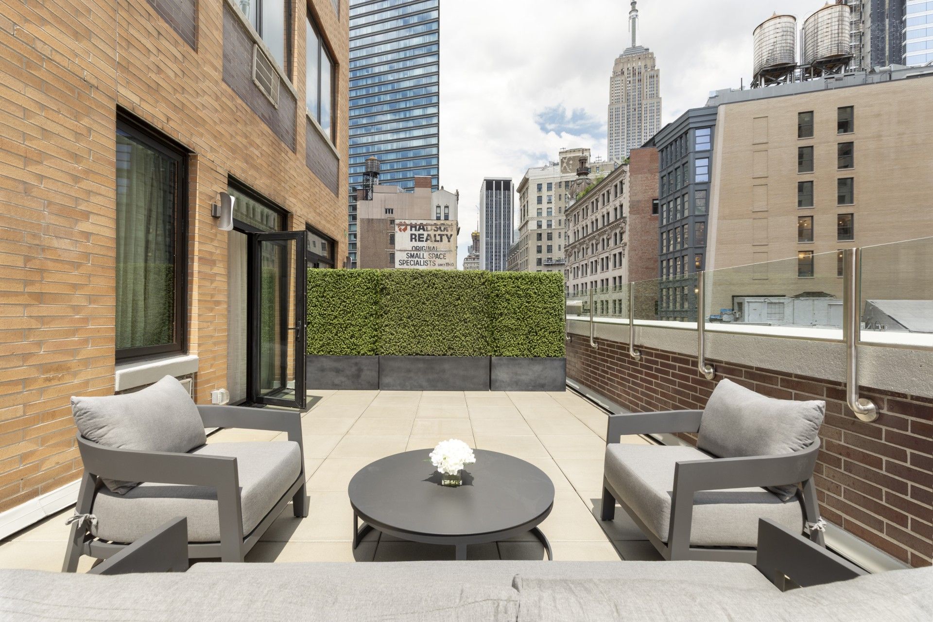 Broadway Plaza Hotel in New York City