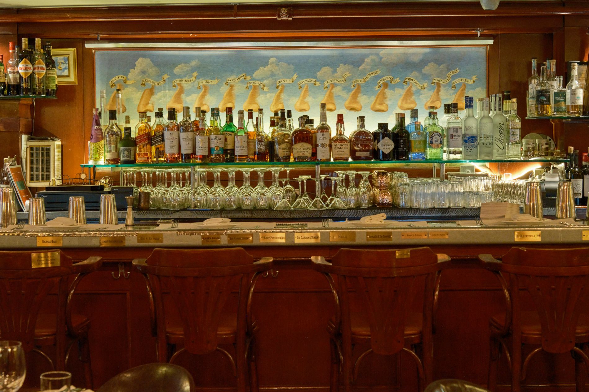 Bar of Italian restaurant Trattoria Dell' Arte in New York