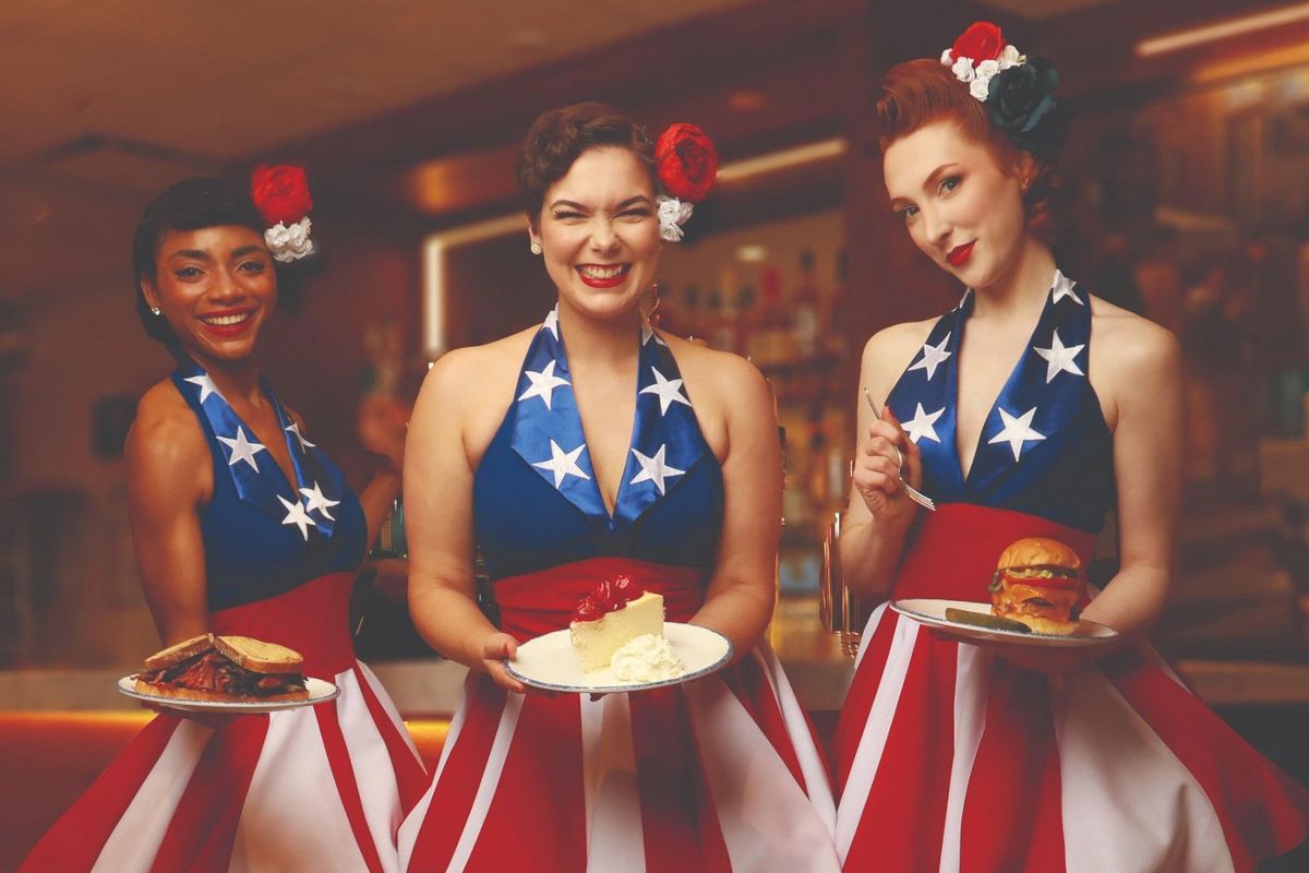 Pin-up dinner show at Brooklyn Deli in New York