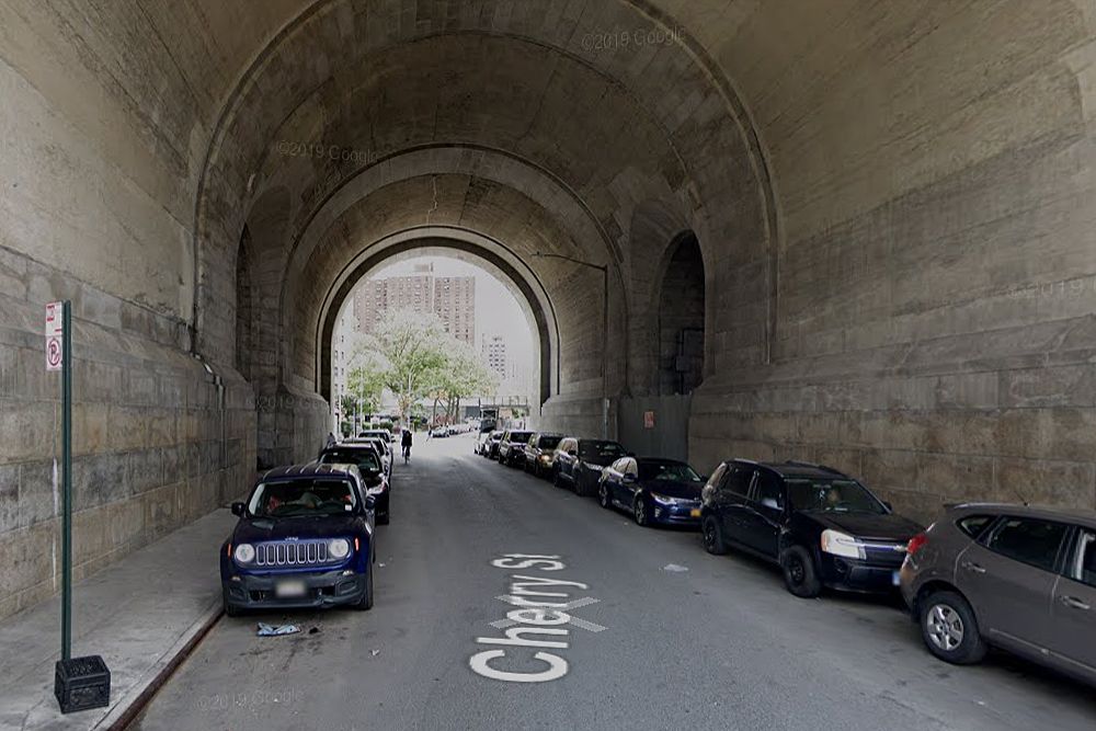 manhattan bridge