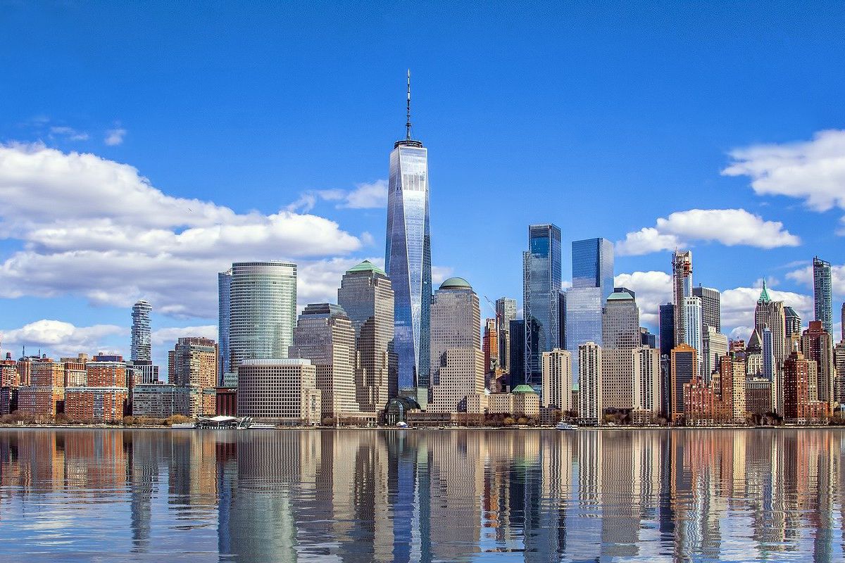 How many buildings are there in New York?
