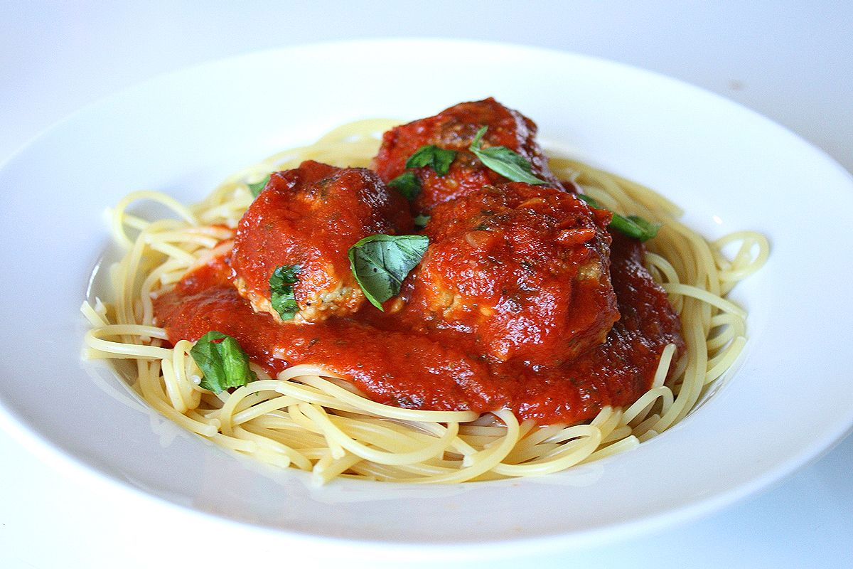 Spaghetti Meatballs: The New York Pasta Recipe