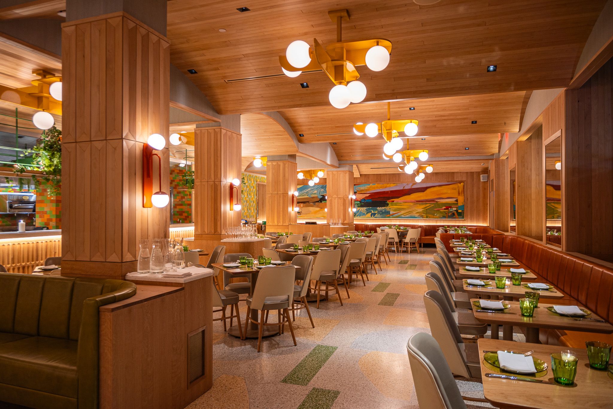 dining room at Acadia restaurant in New York