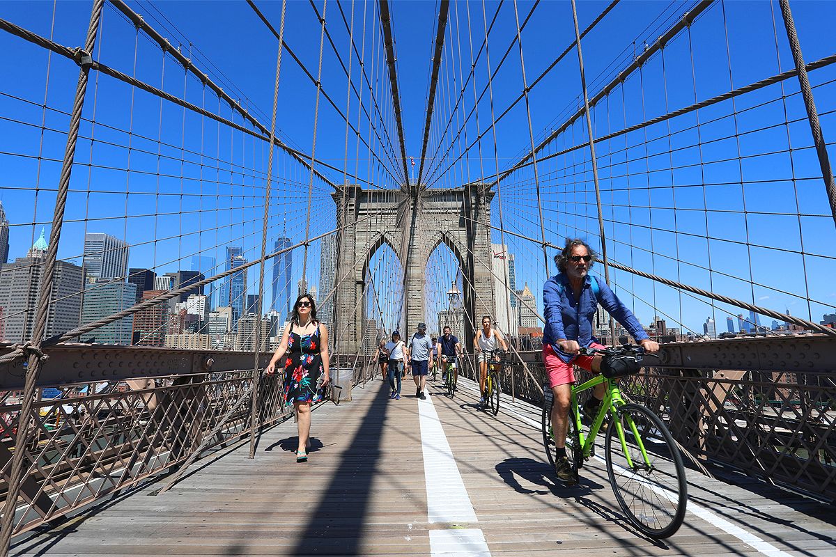 Rent a bike at the foot of Brooklyn Bridge in New York
